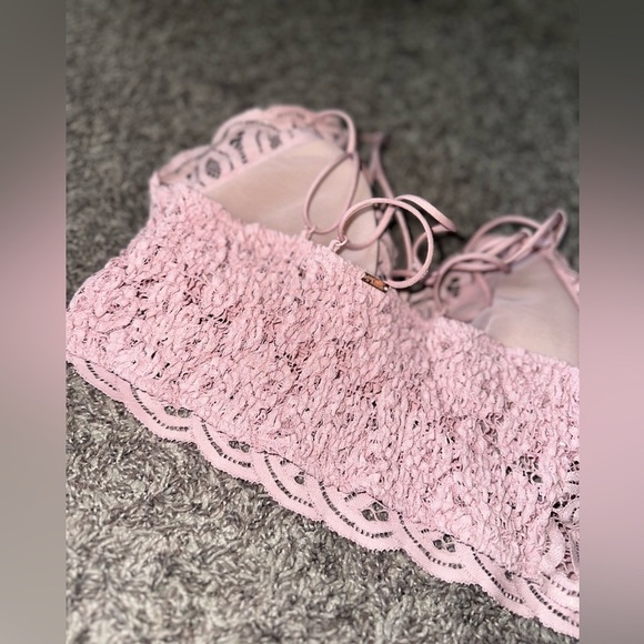 Victoria’s Secret PINK! Cute Floral Lace Bralette Size Medium - Picture 6 of 8